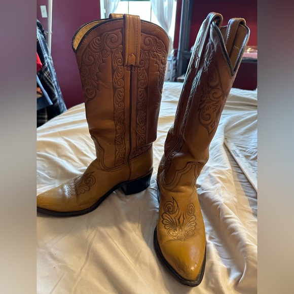 Vintage Acme Women’s Cowboy Boots Tan Brown Western Leather 4.5C USA 1965 - Picture 7 of 10
